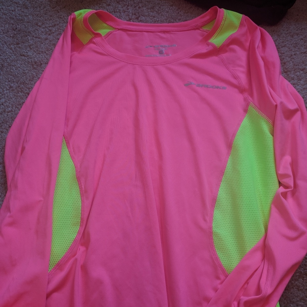 Brooks running shirt